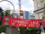 akumulasi-kemarahan-buruh-dan-rakyat-akbar-sumut-orasi.jpg