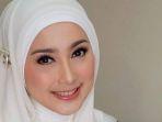 artis-senior-yang-kini-jadi-politisi-desy-ratnasari.jpg