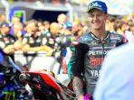 embalap-petronas-yamaha-srt-fabio-quartararo-berpose.jpg