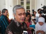 gubernur-sulawesi-tenggara-nur-alamtribun_20161004_100242.jpg