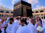 ilustrasi-haji-atau-umrah.jpg