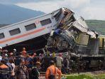 insiden-kecelakaan-kereta-api-antara-Kereta-Api-Turangga.jpg