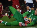 kiper-liverpool-fc-loris-karius_20180410_093237.jpg