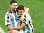 lionel-messi-dan-alvarez.jpg