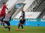 liverpool-ditahan-imbang-newcastle.jpg
