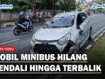 mobil-terbalik-di-kota.jpg