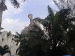 monumen_tampak_samping_20151216_225128.jpg<pf>monumen_tampak_depan_20151216_225231.jpg