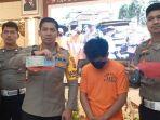 nyetir-sambil-mesum-tribunmedan.jpg