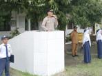 pembina-upacara-di-SMP-Negeri-4-Tanjung-Beringin-Serdang-Bedagai.jpg