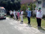 penghormatan-terakhir-pada-pelepasan-jenazah-dr-jhon-edward-f-sipayung.jpg