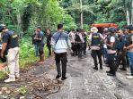 rombongan-polisi-dan-warga-diserang-KKB-papua.jpg