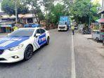 truk-kontainer-yang-membawa-kembali-logistik-F1-Powerboat.jpg