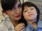 ussy-sulistiawaty-dan-elea_20171004_051641.jpg