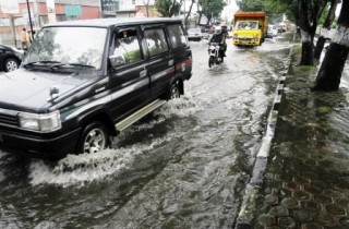Drainase_Buruk02-dedy_sinuhaji.jpg