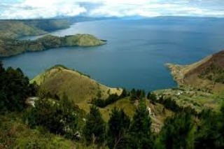 Cable Car Danau Toba Terpanjang - danau_toba.jpg