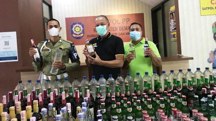 Ada Warung Jual Miras, Satpol PP Demak Sita 269 Botol di Kecamatan Mranggen dan Karangawen