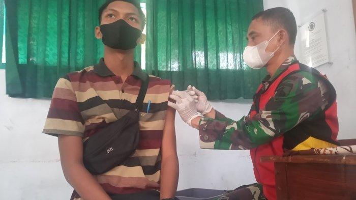 Dukung Herd Immunity, Ratusan Pelajar SMKN 1 Batang Divaksin Booster