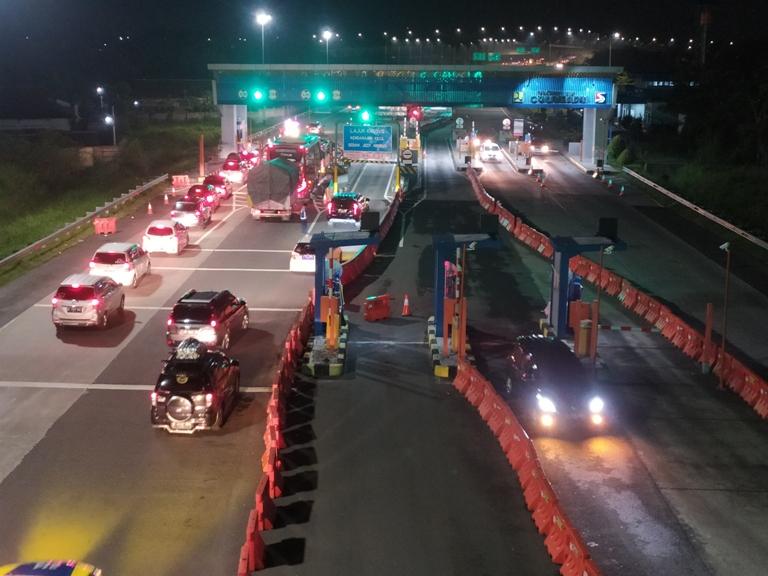 Puncak Arus Lalu Lintas Libur Tahun Baru Puncaknya pada Sabtu, Polres Karanganyar Siap  Antisipasi