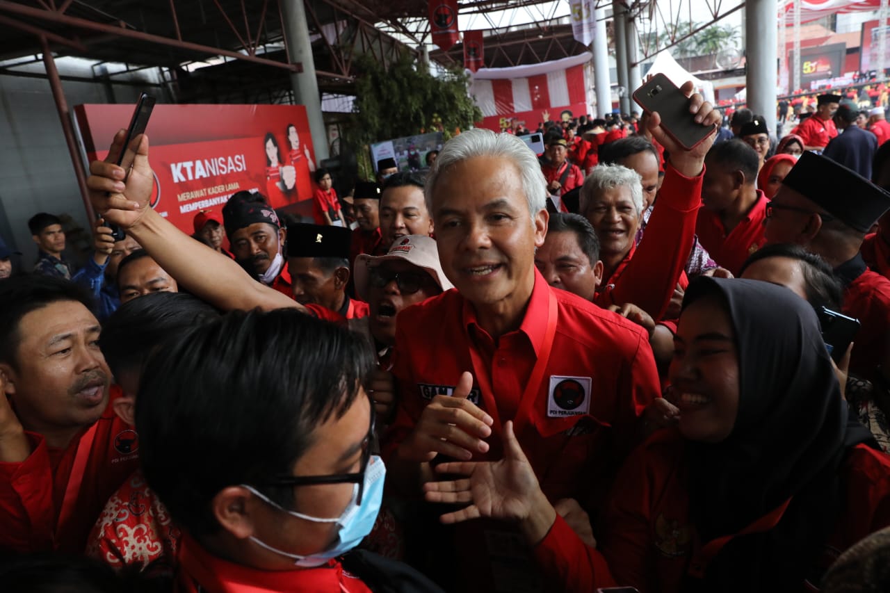 Ganjar Pranowo Mantap Ikut Perintah Megawati, Tunggu Pertemuan 1 Juni