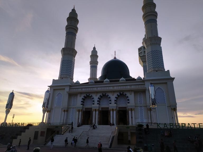 Jadwal Imsak dan Buka Puasa Kabupaten Karanganyar Besok, Ramadhan Hari ke-17, Selasa 19 April 2022