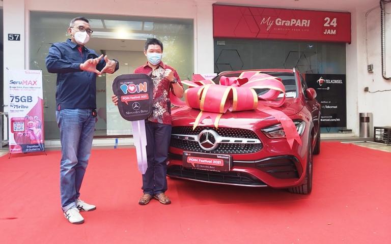 Cerita Warga Pekalongan yang Menangkan Mobil Mercedez Benz GLA 200 dari POIN Festival Telkomsel