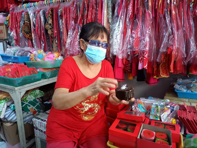 Ini Toko di Semarang yang Sediakan Makanan Khas Imlek, Ada Plum Hingga Kue Keranjang