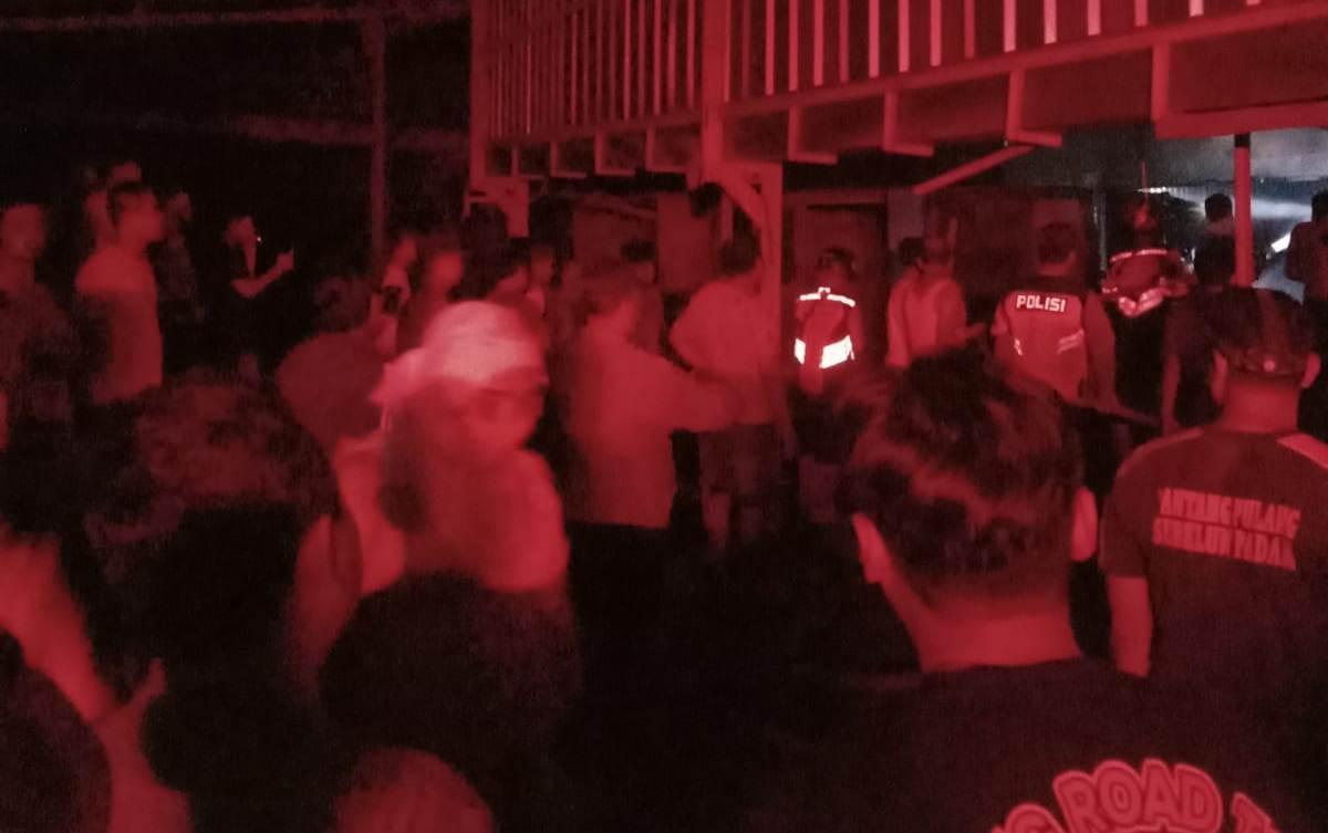 Gudang Kayu Mebel di Demak Terbakar, Diduga karena Pengisian Bahan Bakar Terlalu Penuh