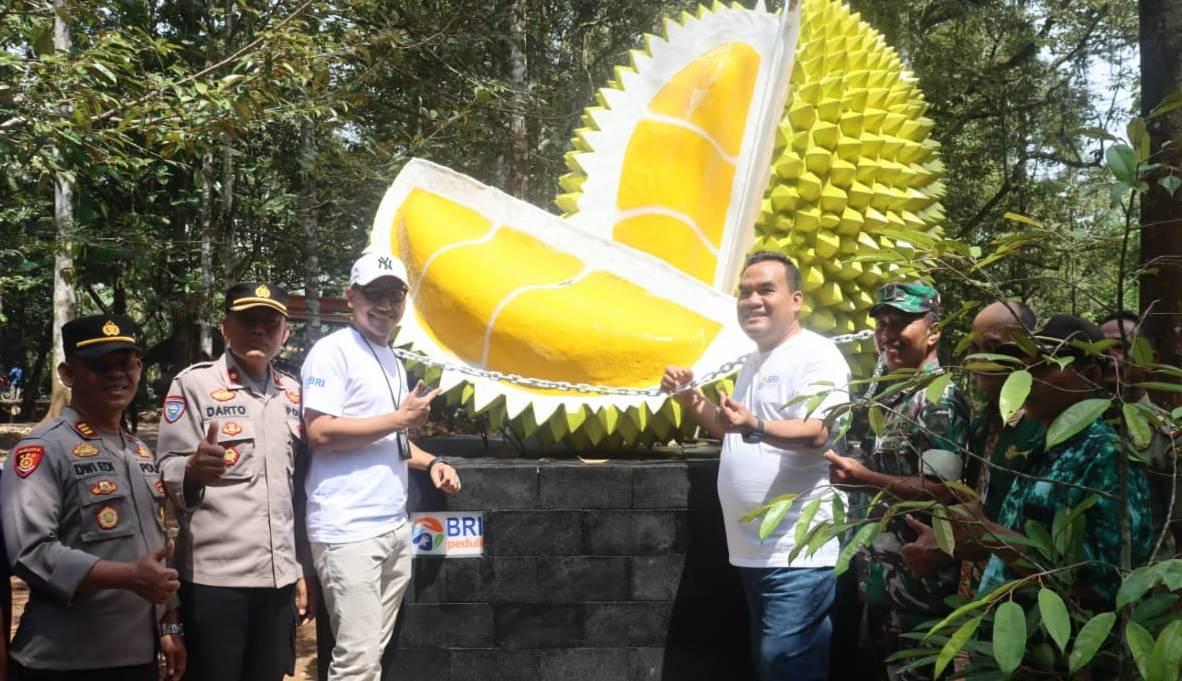 Resmikan Desa Wisata Brilian Tunjungan, Bupati Blora: Bisa Dibranding Jadi Kampung Durian