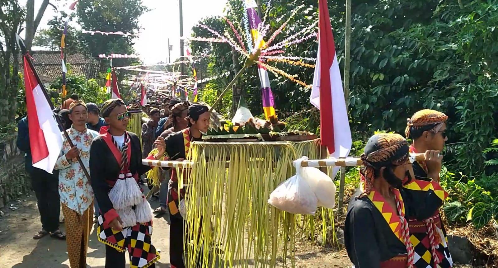 kirba-budaya-haul-kyai-joko-nolo-dusun-tanggung-temanggung.jpg