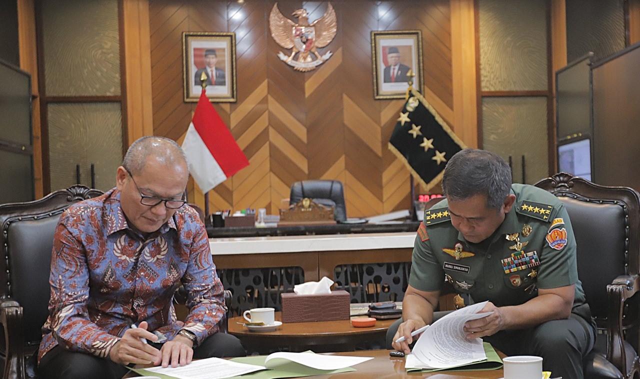 KSAD Teken MoU dengan Tribun Network Kompas Gramedia, Maruli: Buka Kanal Aduan Netralitas TNI AD