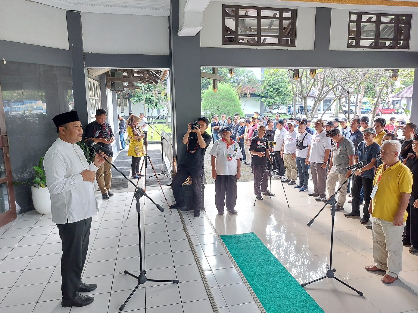 Ratusan Perangkat dan Kades di Karanganyar Bertolak ke Jakarta, Sampaikan Aspirasi ini ke Pusat