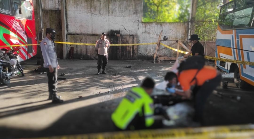 Kronologi Sopir Bus Karanganyar Tewas Terlindas saat Tidur di Garasi, Pelaku Tak Sadar