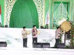 227-Hendrar-Prihadi-1.jpg