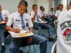 Ilustrasi-siswa-SMKN-Jateng-sedang-belajar-di-dalam-kelas-14223.jpg