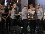 Karo-SDM-Polda-Jateng-raih-penghargaan-dari-Kapolri.jpg