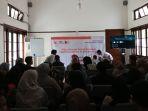 Kelompok-relawan-Ganjar-Milenial-Center-GMC-Jateng-gelar-pelatihan-skripsi.jpg