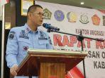 Kepala-Kantor-Imigrasi-Semarang-Guntur-Sahat-Hamonangan-membuka.jpg