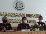 Kepala-Kejari-Temanggung-I-Wayan-Eka-Miartha-dan-jajarannya.jpg