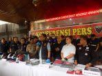 Komplotan Pecah Kaca Lintas Provinsi Dibekuk, Kombes Pol Djuhandani: Pelaku Incar Nasabah Bank