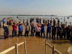 Turut Tangkal Abrasi Pesisir, Lanal Semarang Tanam Mangrove Pola Jangkar di Pantai Mangunharjo