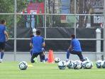 Timnas-Uzbekistan-saat-melakukan-latihan-perdana-piala-dunia-u17.jpg