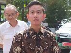 Wali-Kota-Surakarta-Gibran-Rakabuming-Raka-ketika-meninjau-operasi.jpg