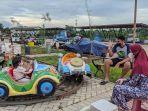 alun-alun-kembangjoyo-pati-mainan-anak-anak.jpg
