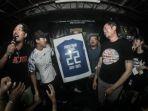 Tinggalkan PSIS, Hari Nur Yulianto Digondeli Semarang Fans, Dapat Penghargaan Khusus