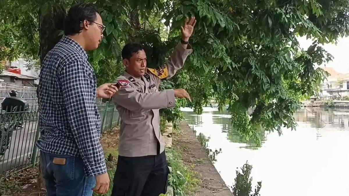 AIPDA ELLY EPENDI - Aipda Elly Ependi menceritakan detik-detik aksi heroiknya menyelamatkan dua nyawa sekaligus yang terseret arus di aliran Kali Kresek, Koja, Jakarta Utara.