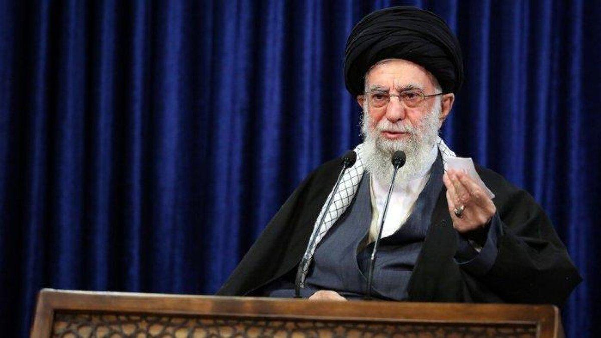PROFIL ALI KHAMENEI - Ali Khamenei, pemimpin tertinggi Iran ancam Israel, ulama yang hidup sederhana, pernah jadi Presiden Iran.