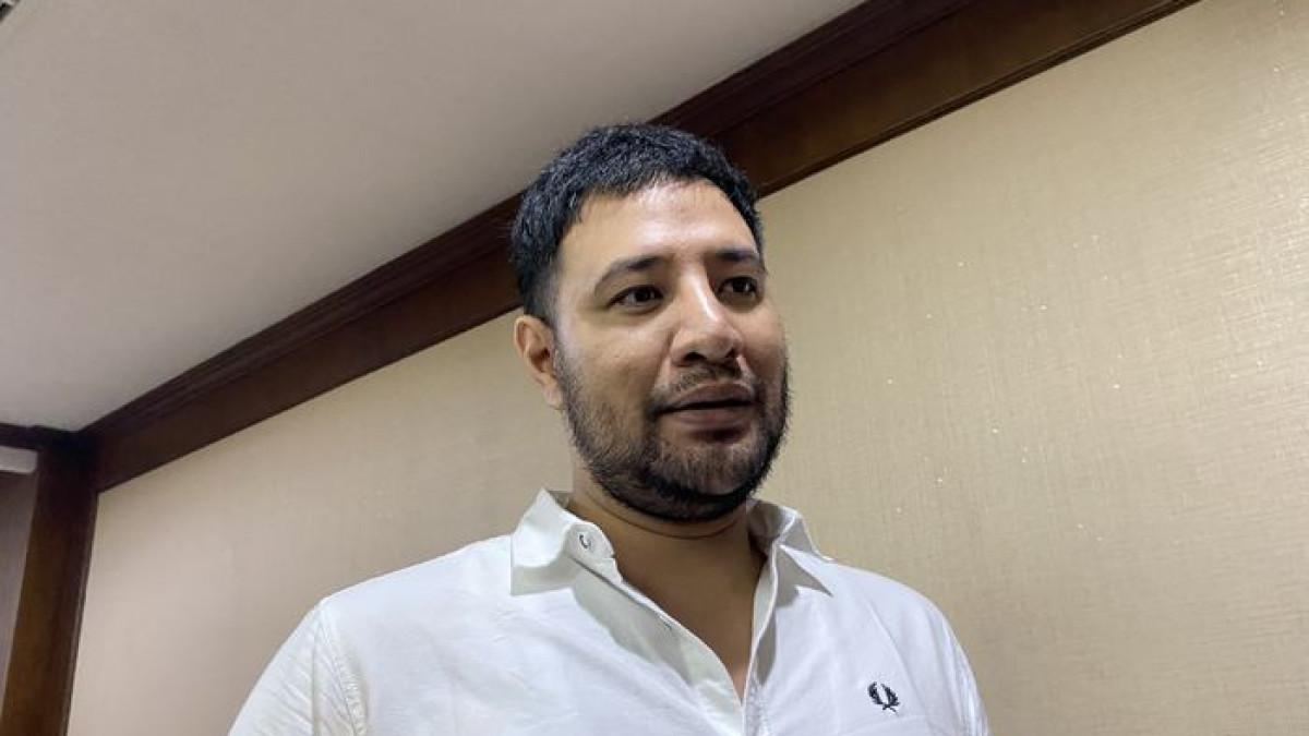 Ammar Zoni akan menjalani sidang tuntutan pekan depan. Aktor tersebut terlihat di Pengadilan Negeri Jakarta Pusat, Kamis (26/2/2026).