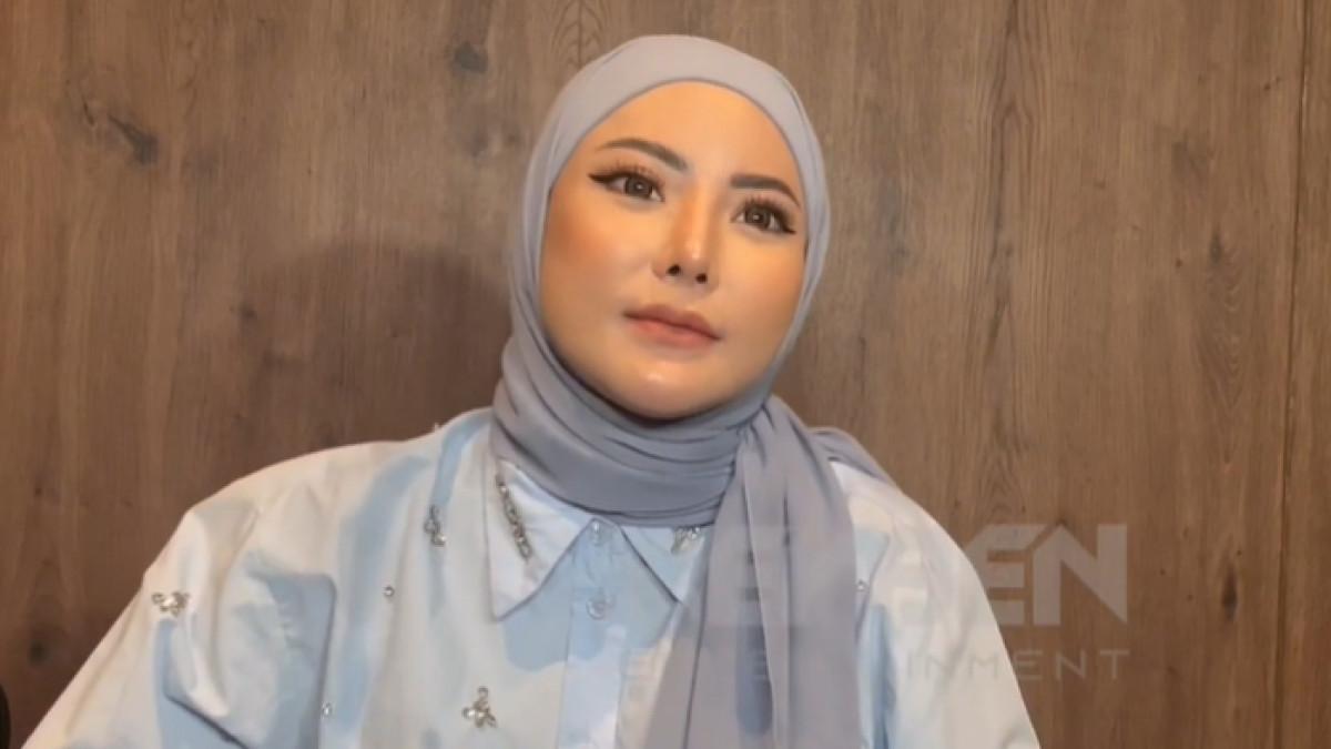 PERJUANGAN AYU AULIA - Ayu Aulia tengah berjuang menghadapi tumor ganas di rahimnya.