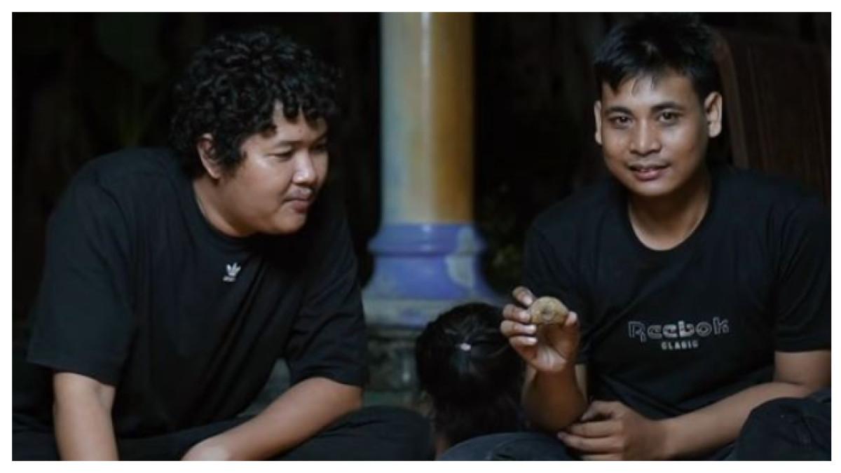 BATU PETIR PONARI - Batu petir Ponari pernah ditawar Rp 1 miliar untuk hentikan semburan lumpur Lapindo, tapi ditolak karena ini.