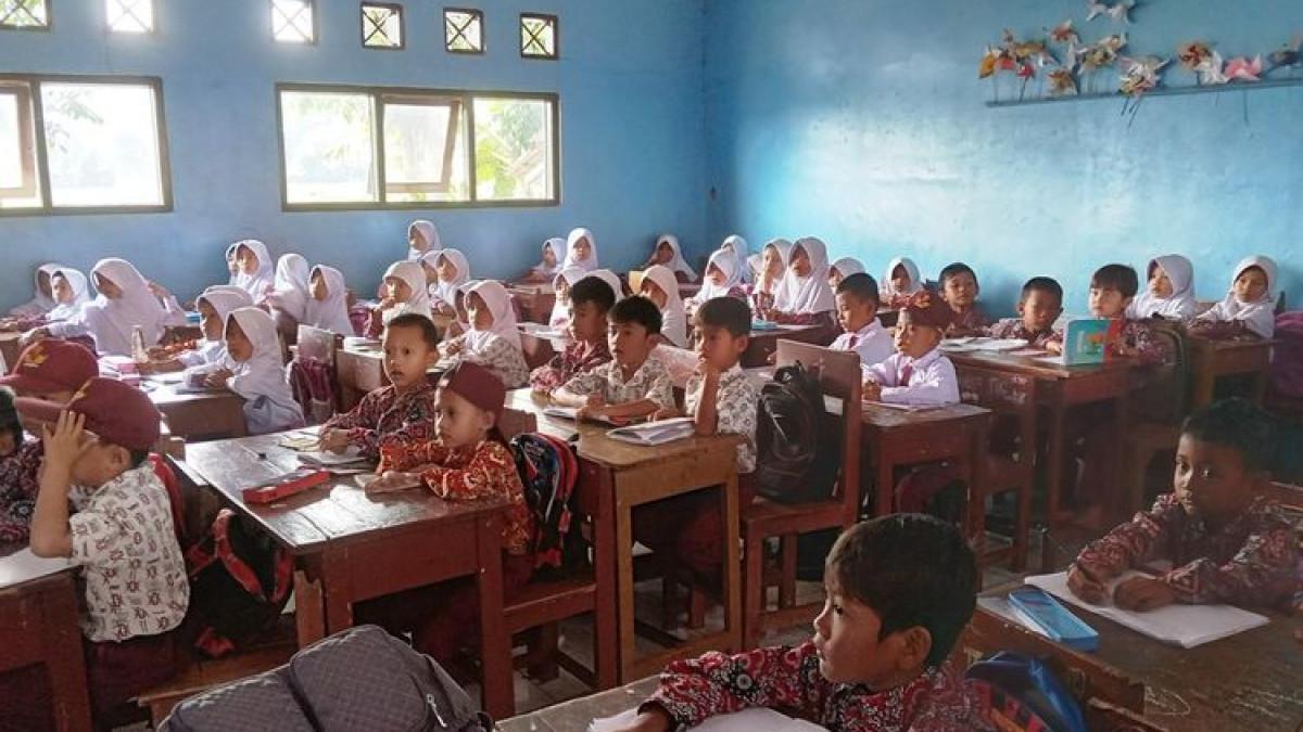 Jawaban Informatika kelas 4 Halaman 30 Kurikulum Merdeka: Berapa Sisa Buah Jeruk dan Mangga?